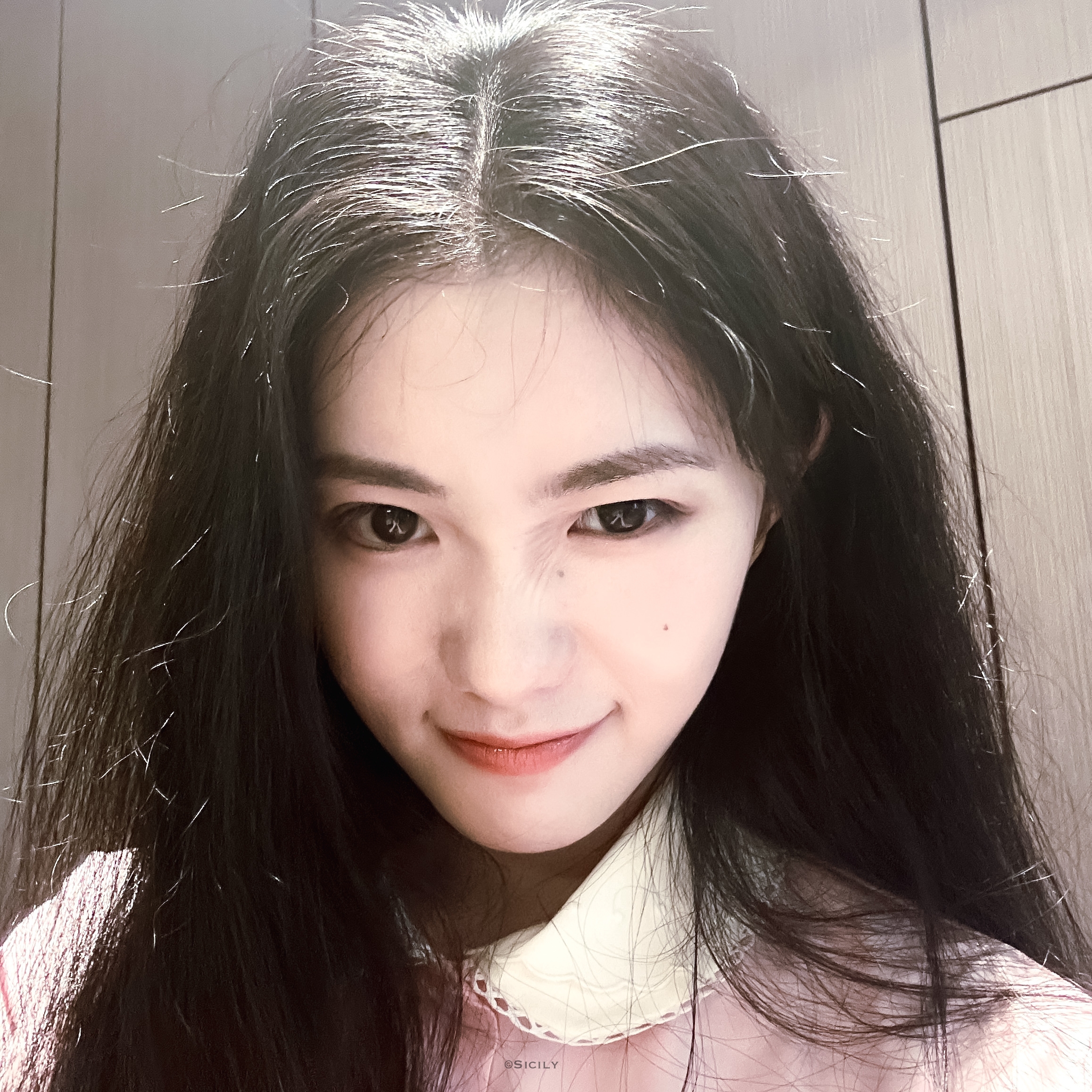 *顺顺小猫毛🐱刘浩存炸毛四宫格
