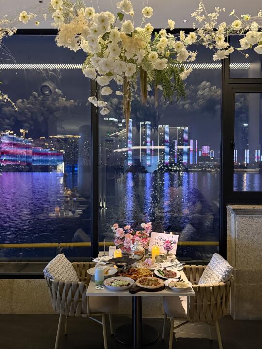 长沙江景约会餐厅！花小钱装大杯！