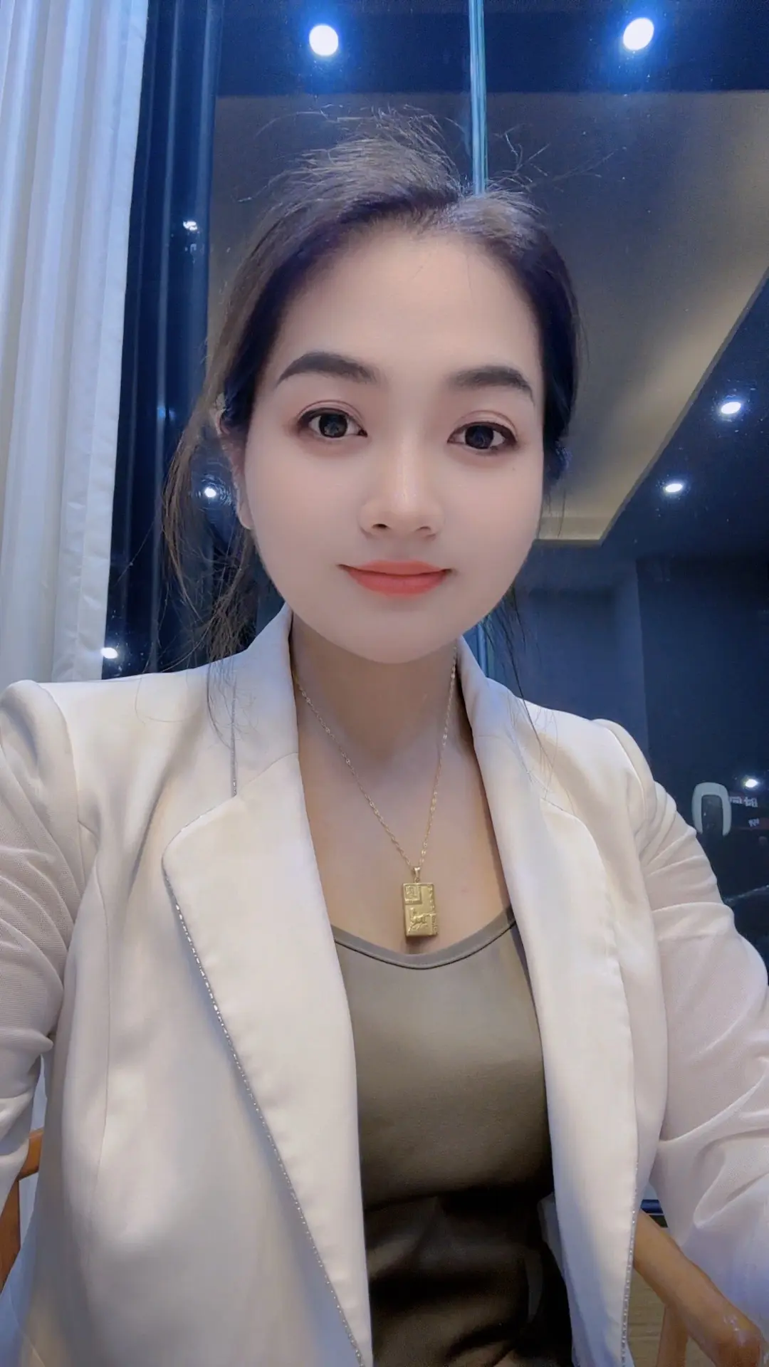 跟一生的命运相比，花个三五年时间来改变自己又算得了什么？扎心文案