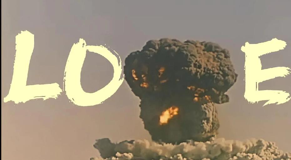 毫无疑问是氢弹啊！
原子弹是基于核裂变（重原子核分裂，如铀-235），裂变材料的