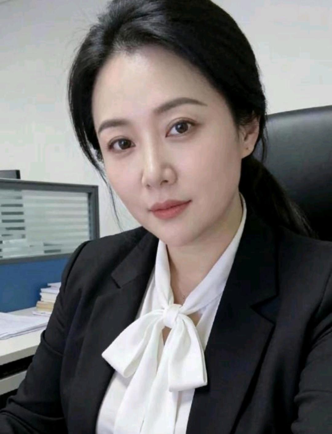 ＃用一句话说出你的人生的感悟＃
    在生活的旅途中，真正的快乐源于内心的平和