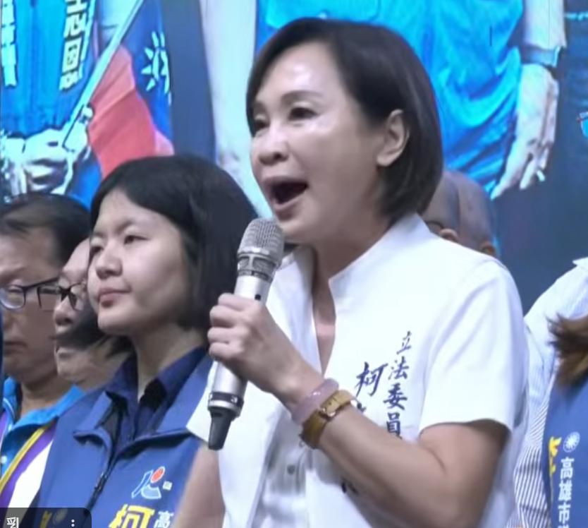 国民党与民进党年底高雄市长选情有变，中国国民党高雄市长参选人、蓝委柯志恩5日下午