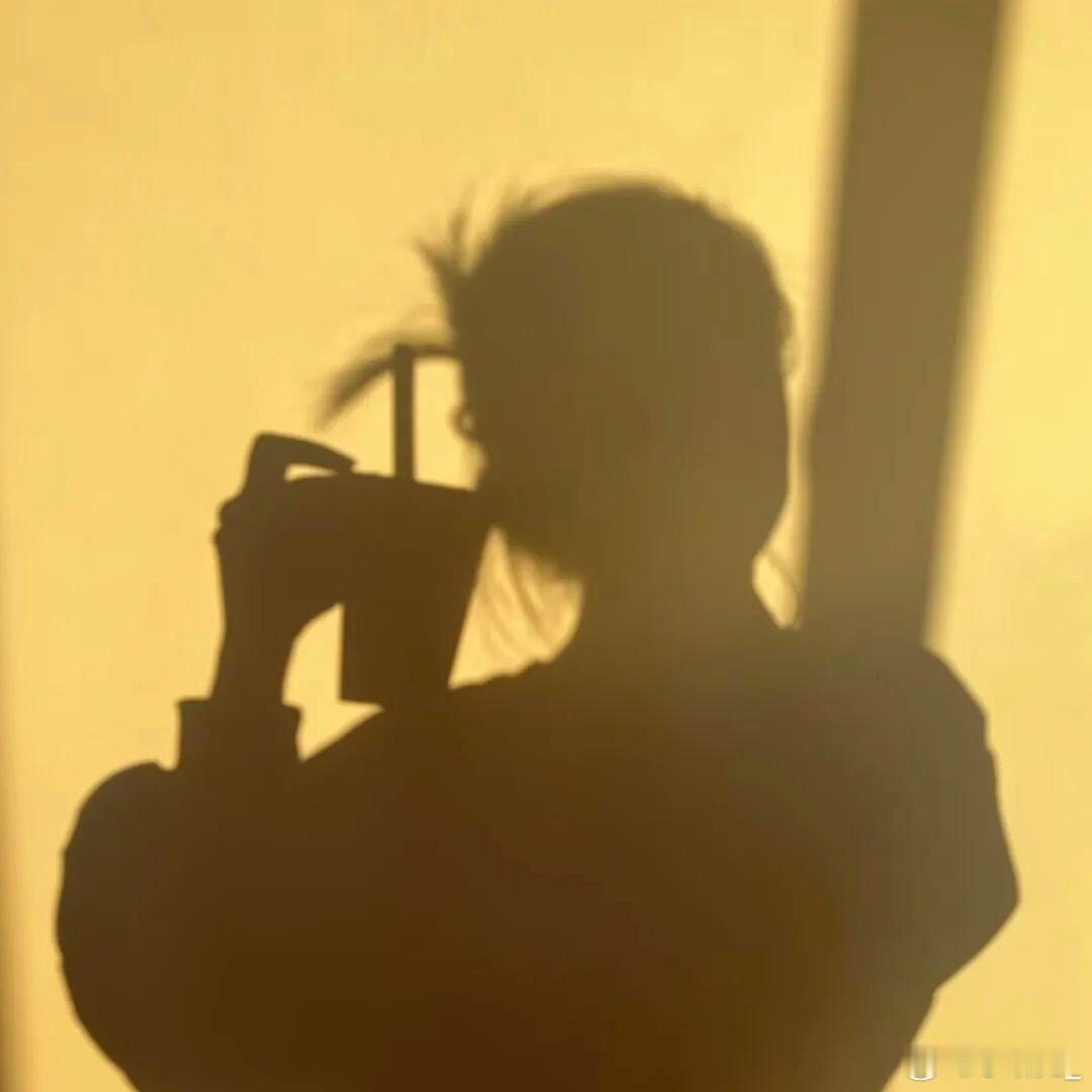 日子慢慢过，快乐慢慢攒在喜欢的氛围里享受所有 