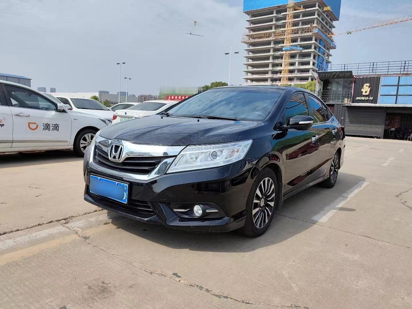 更新一组2014年本田凌派组图1.8L自动挡   搭载5AT 一手车车子有些瑕疵