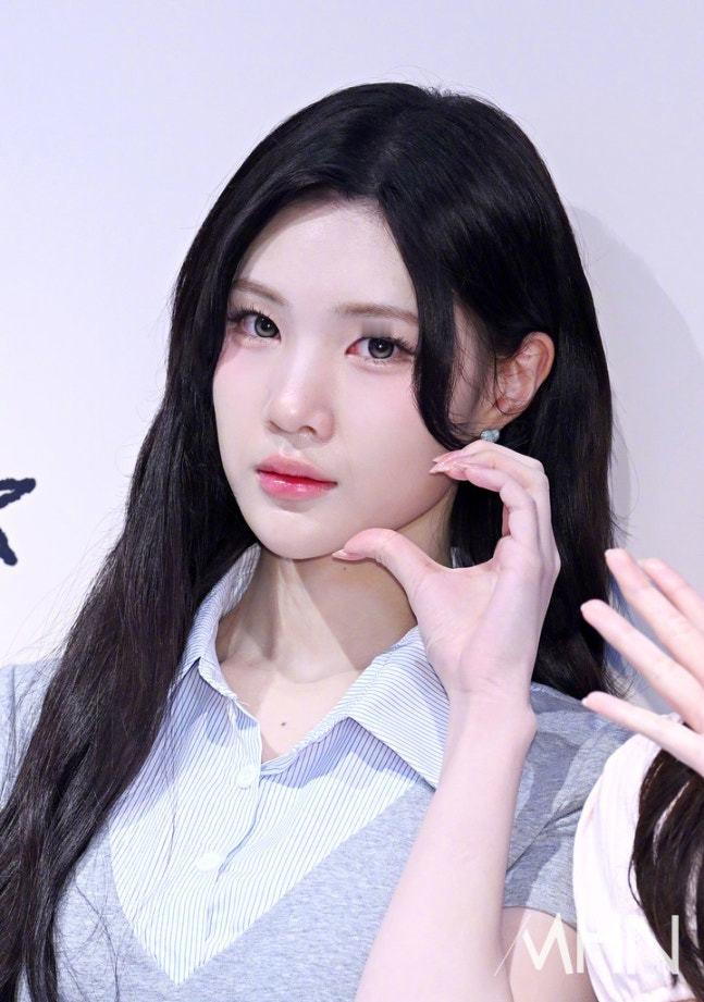 【naver综合】16日上午，Hearts2Hearts出席首尔圣水洞举行的品牌