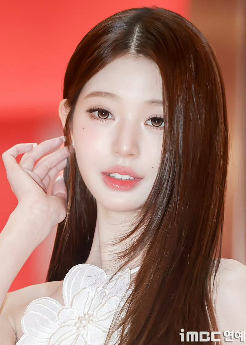 再不管管张元英 她真的要美成精了…. 