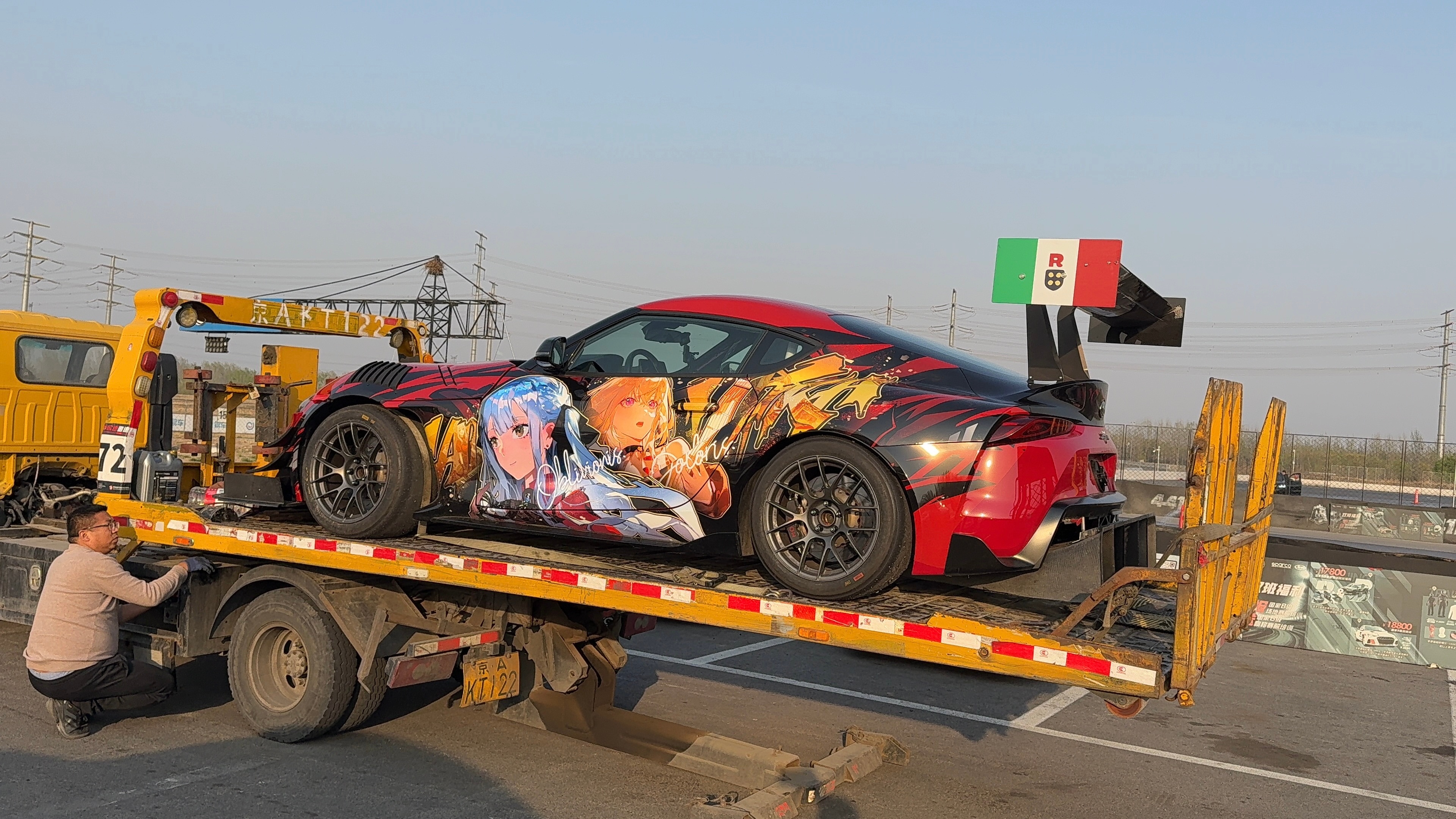 小理想真好开啊，好轻松，真安静，刷完红猪回家一路都觉得在回血，神清气爽！哈哈哈哈