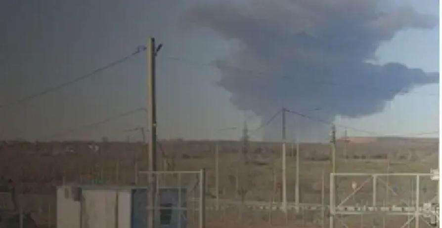 果不其然
 
澳大利亚那边突然宣布了。
 
最近，他们暂停了对中国游客的一项签证