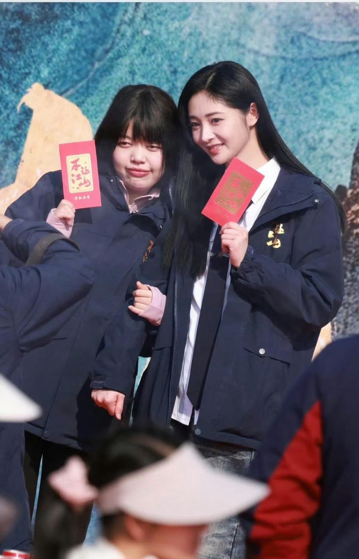 影视寒冬里资源咖不怕反正有人罩，哗众取宠的不怕，说不定剧方正差个引嘲的炒热度，反