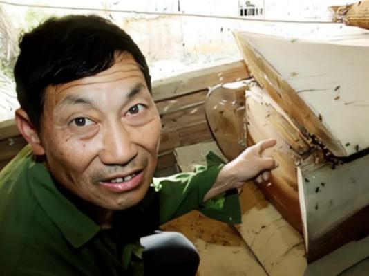 “起死回生？”2012年，广西北流市一位95岁老人，在入殓6天后“死而复生”，被