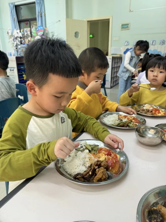 孩子在幼儿园的底气，是妈妈给的