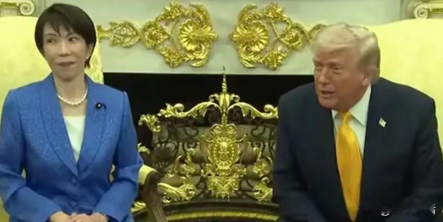 为这件事，高市早苗不再隐忍了，当众和特朗普发生激烈争执。

近日，外媒疯传，在7