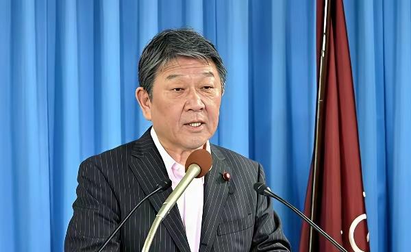 [太阳]日本警告中国，要求中国必须接受南海仲裁结果！7月12日，根据日媒报道，日