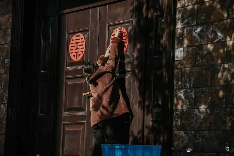 家人们，已婚姐妹们是否有这样的苦水：娘家不疼惜、婆家不庇护、丈夫也不爱！这日子咋