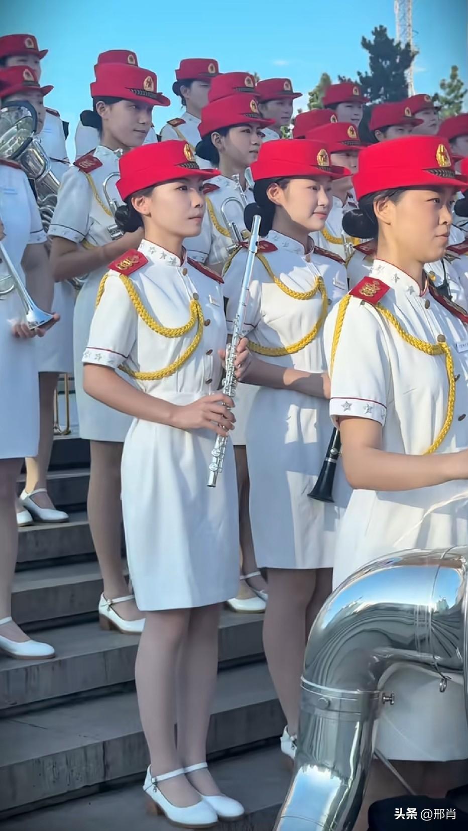 江师大乐团姑娘颜值