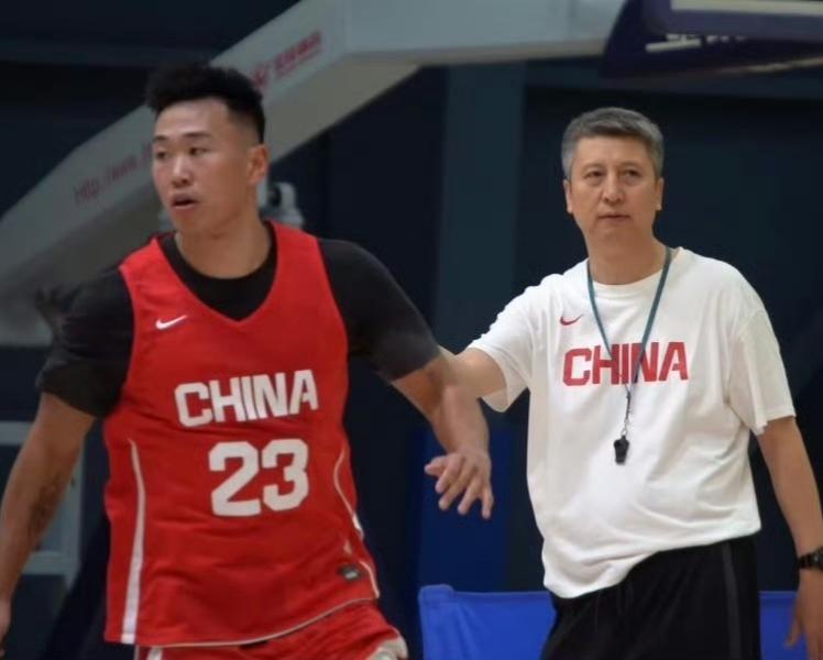 男篮世界杯亚洲区预选赛今天傍晚有一场中日大战，两连败的中国男篮要为尊严而战了，很