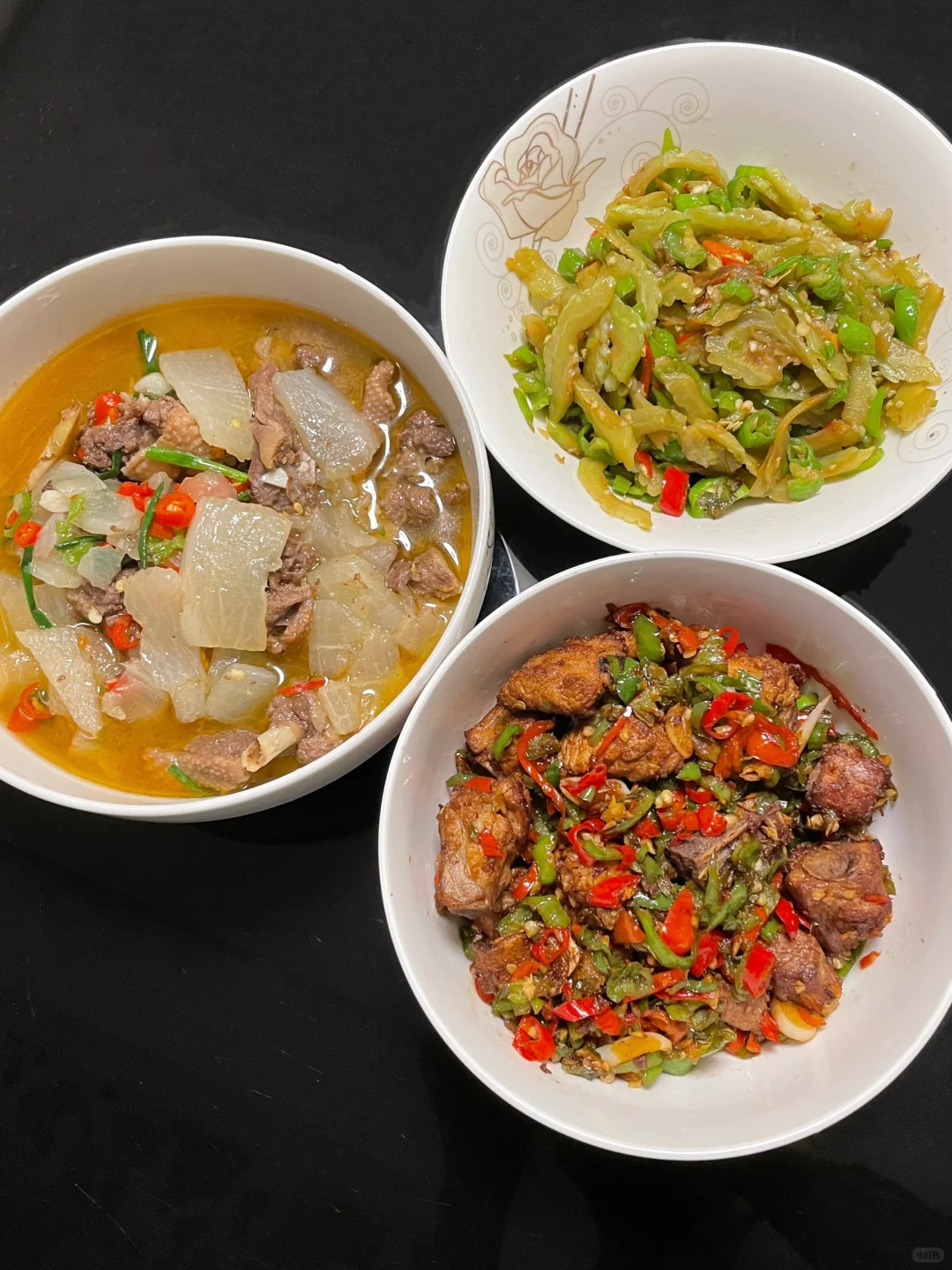 在家炫饭真的可以治愈工作日的疲惫～