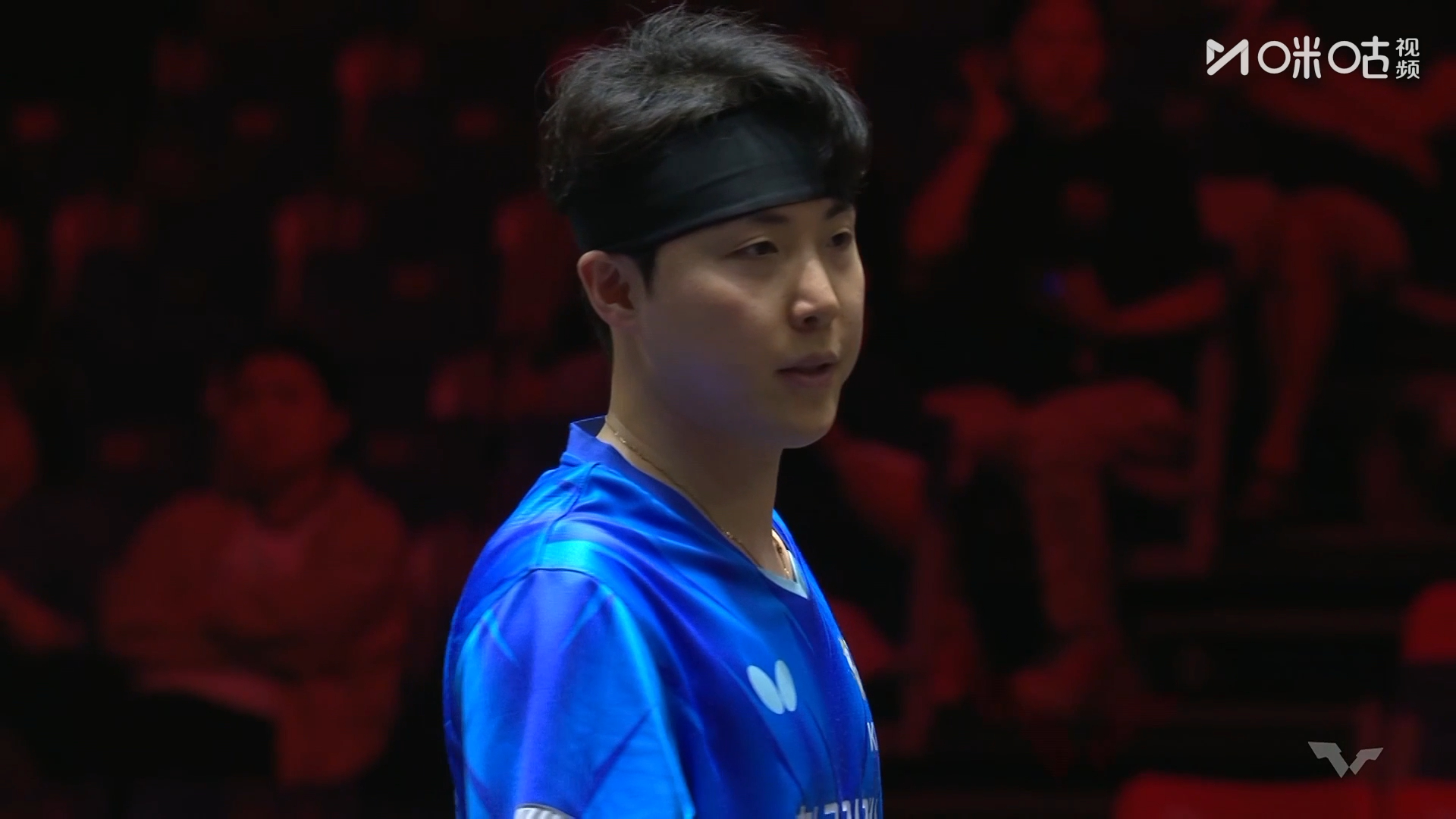 #林仲勋申裕斌挑战鹰眼失败# 混双决赛第二局，裁判判了韩国组合林仲勋/申裕斌一人