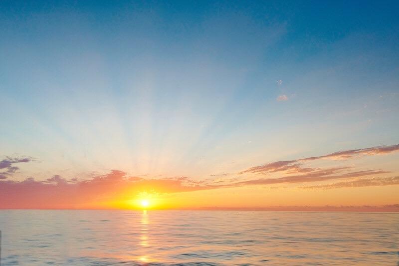 🔥 别迟疑，现在就写下“顺风顺水”！

写下它，便有长风满帆入怀来。
掌心向上