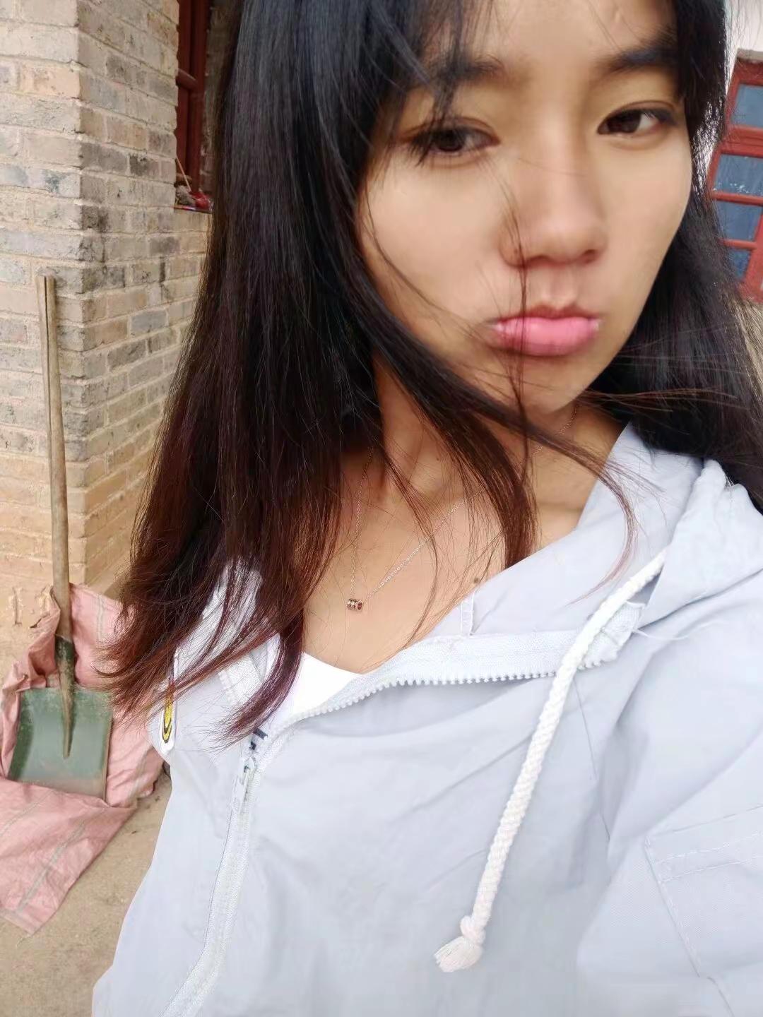 人是不是真的不会知足留了长发就怀念短发的时候剪了短发又怀念长发