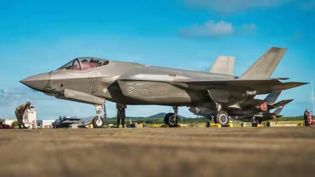 近日，外国军事媒体刊发了前五角大楼军事专家克里斯奥斯本对亚太局势的相关分析。
