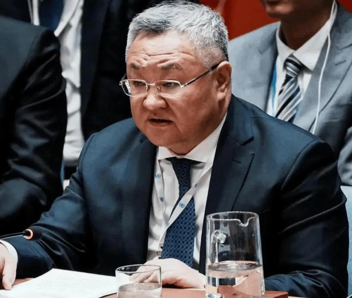 中方大使在联合国现场划出红线，向日本发出终极警示：只要敢插手台海，那就直接开打！
