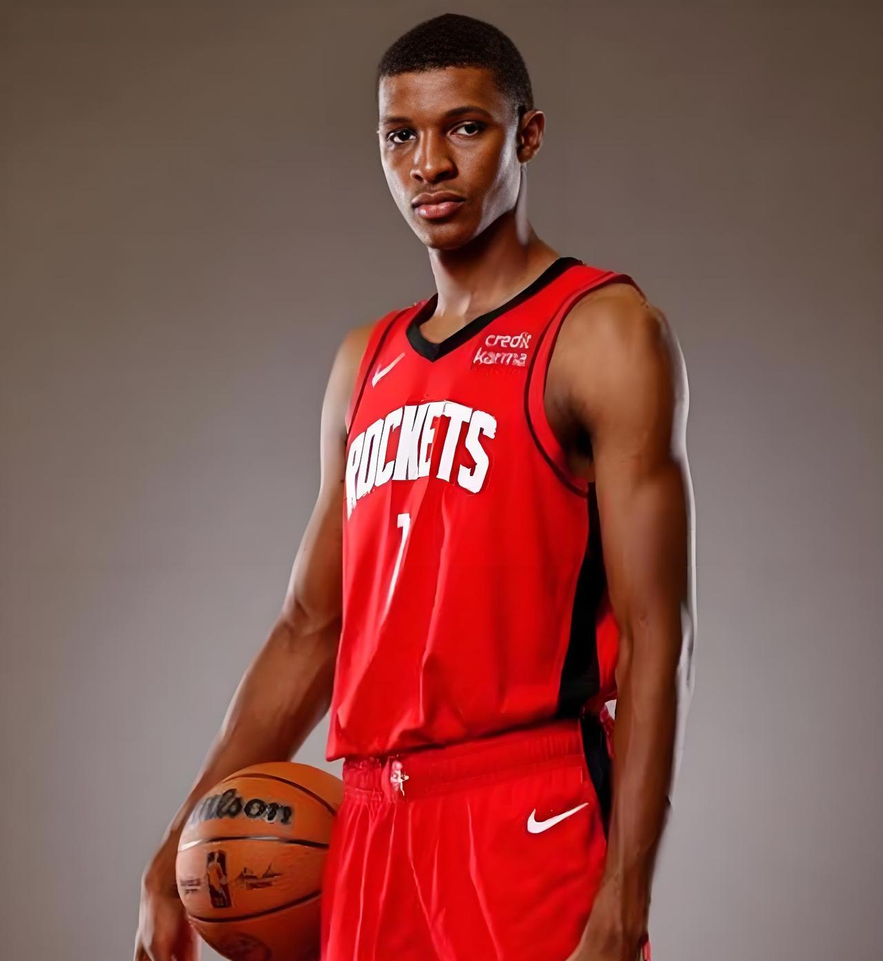 火箭107:105绝杀鹈鹕！杜兰特立棍封神救主，两大帮手险些沦为背锅侠
 
心跳