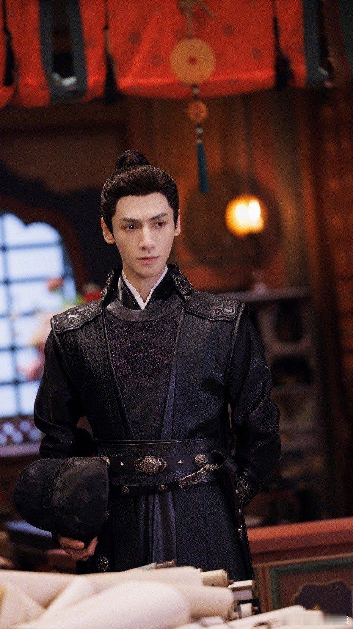 #罗云熙真的听劝#江心白脸盲的原因找到了，就是因为没戴眼镜！罗云熙你快给他配一副