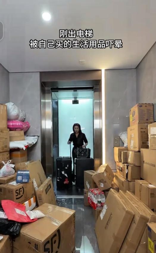 颖儿租800万豪宅拍戏被骂炫富，为何有人说她这种临时也要认真的折腾，反而是打工人
