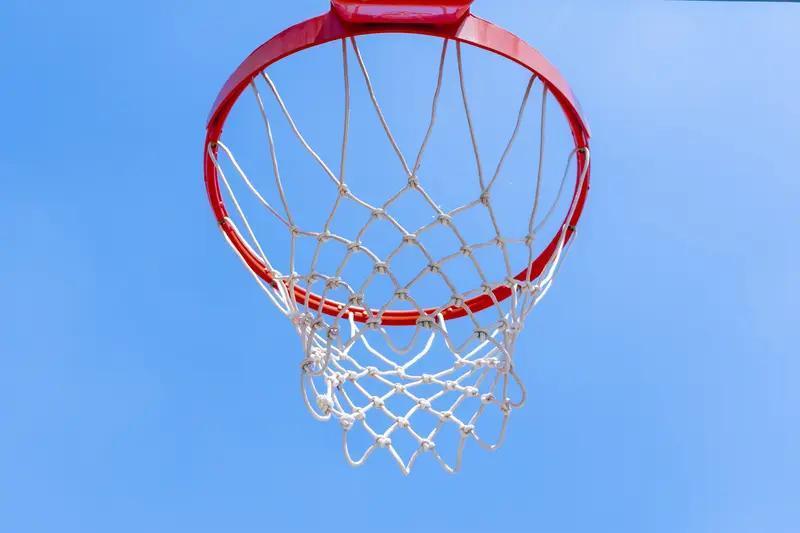 你如何看76人客场大胜篮网 76人这场客场大胜篮网太精彩了！北京时间11月3日这