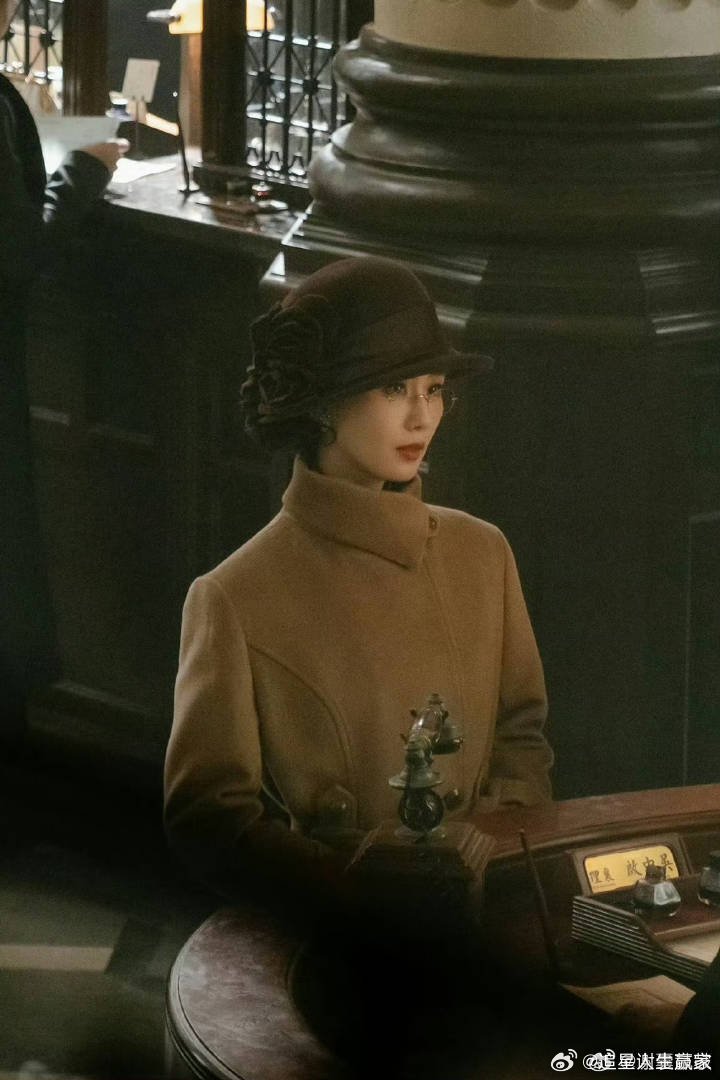 刘诗诗《千里江山图》杀青请剧组吃饭啦恭喜刘诗诗杀青！期待伟大的革命战士凌汶！🎉