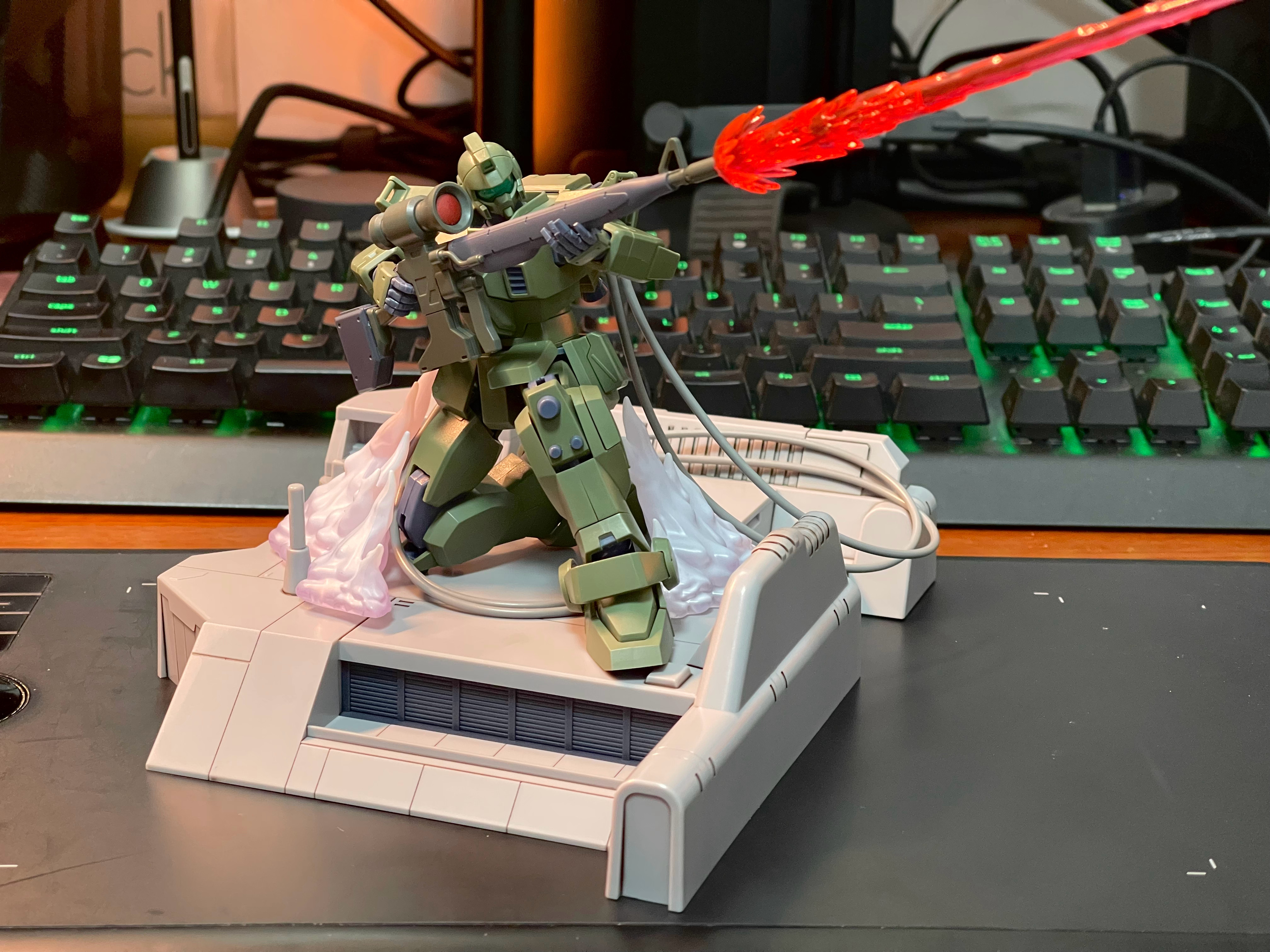 🐻 虽然一直没再版但蹲了个好价，以十分离谱但不过于离谱的价收了全新08特装飞行