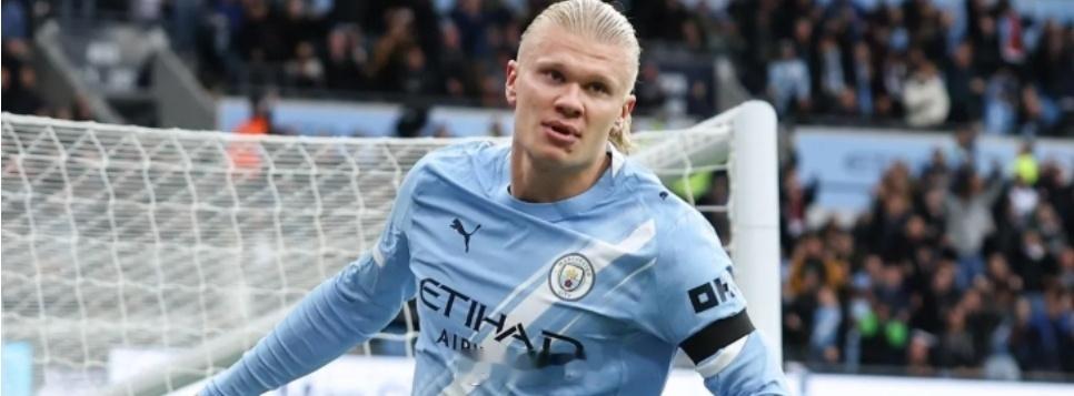 哈兰德10轮狂轰13球 5次单场至少打进2球北京时间11月3日凌晨，英超第10轮