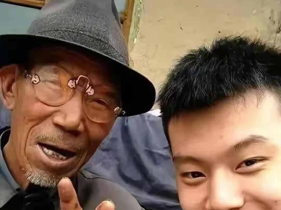 变形计最叛逆的王晨正，十年未忘青海爷爷，这才是节目最该有的样子

变形计最叛逆的