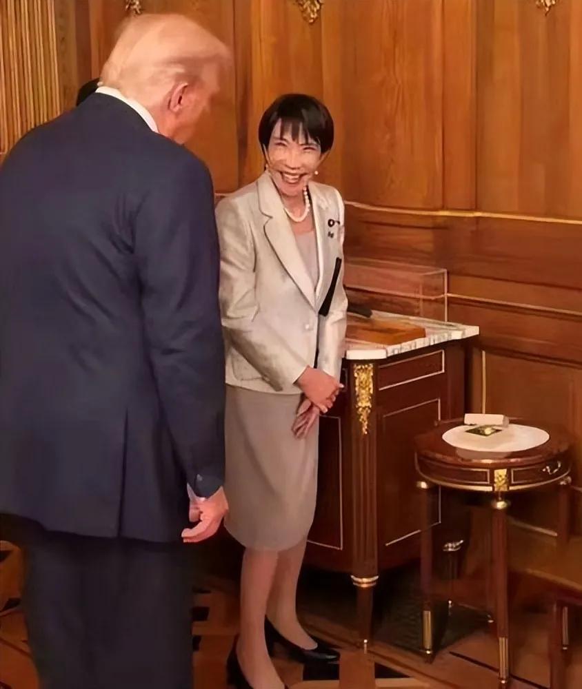 20世纪上半页，美国上升，日本选择了与之对抗，结果惨败！21世纪上半页，中国上升