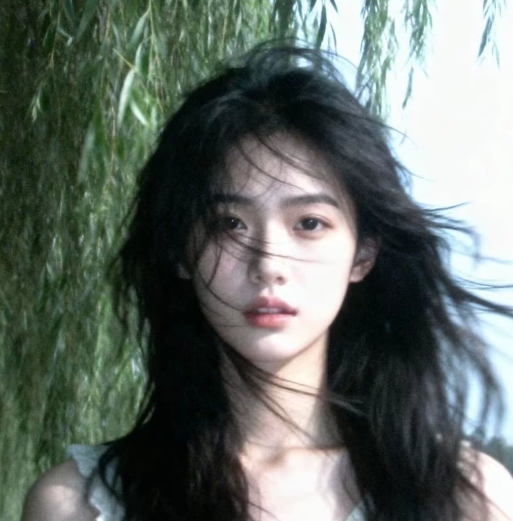 𝙒𝙚𝘾𝙝𝙖𝙩女头像高清女头｜小众｜ins风｜无水印｜头像分享｜温柔女