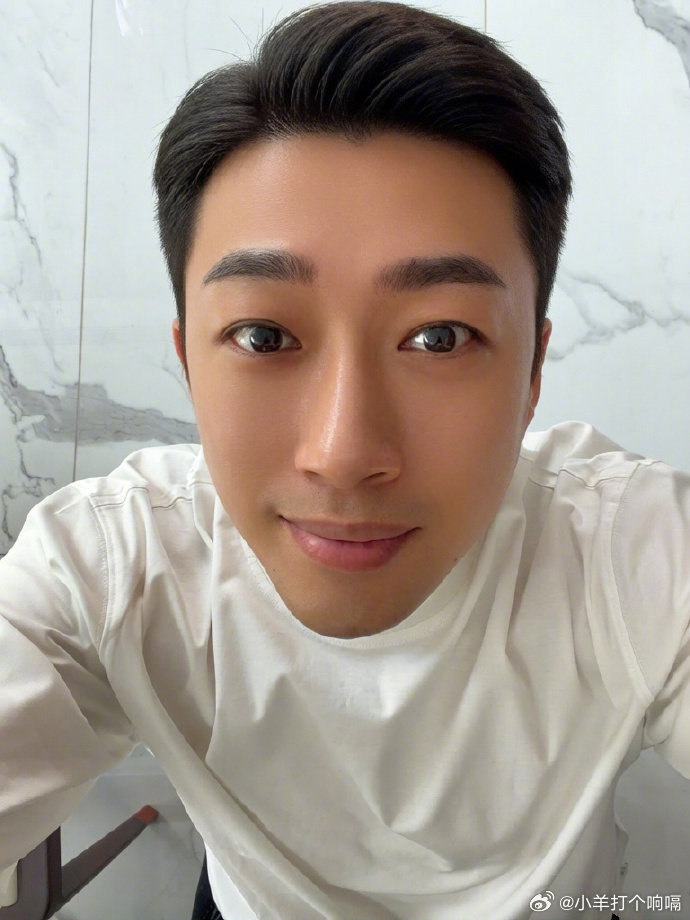 于正谈影视圈AI化于正说AI再好也要有好内容支撑于正这话说到点子上了！AI特效再