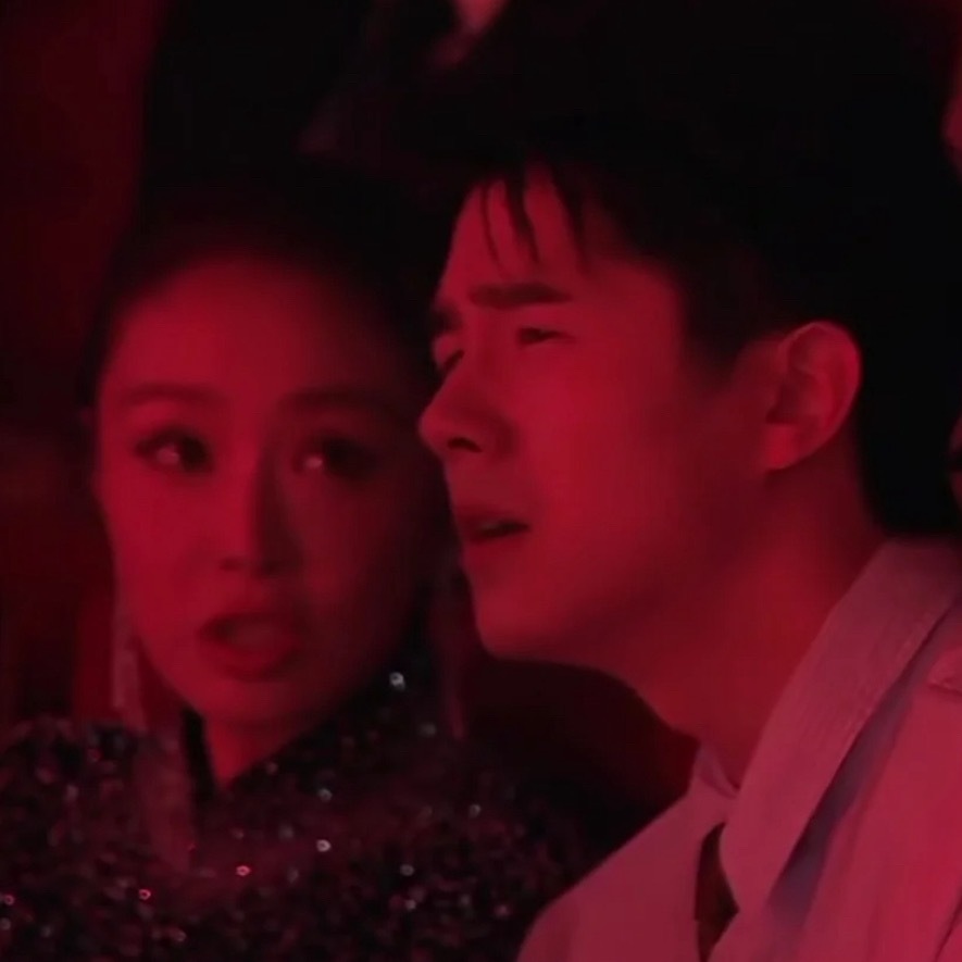 姐我看不见，你给我讲讲我不行了好好笑。 
