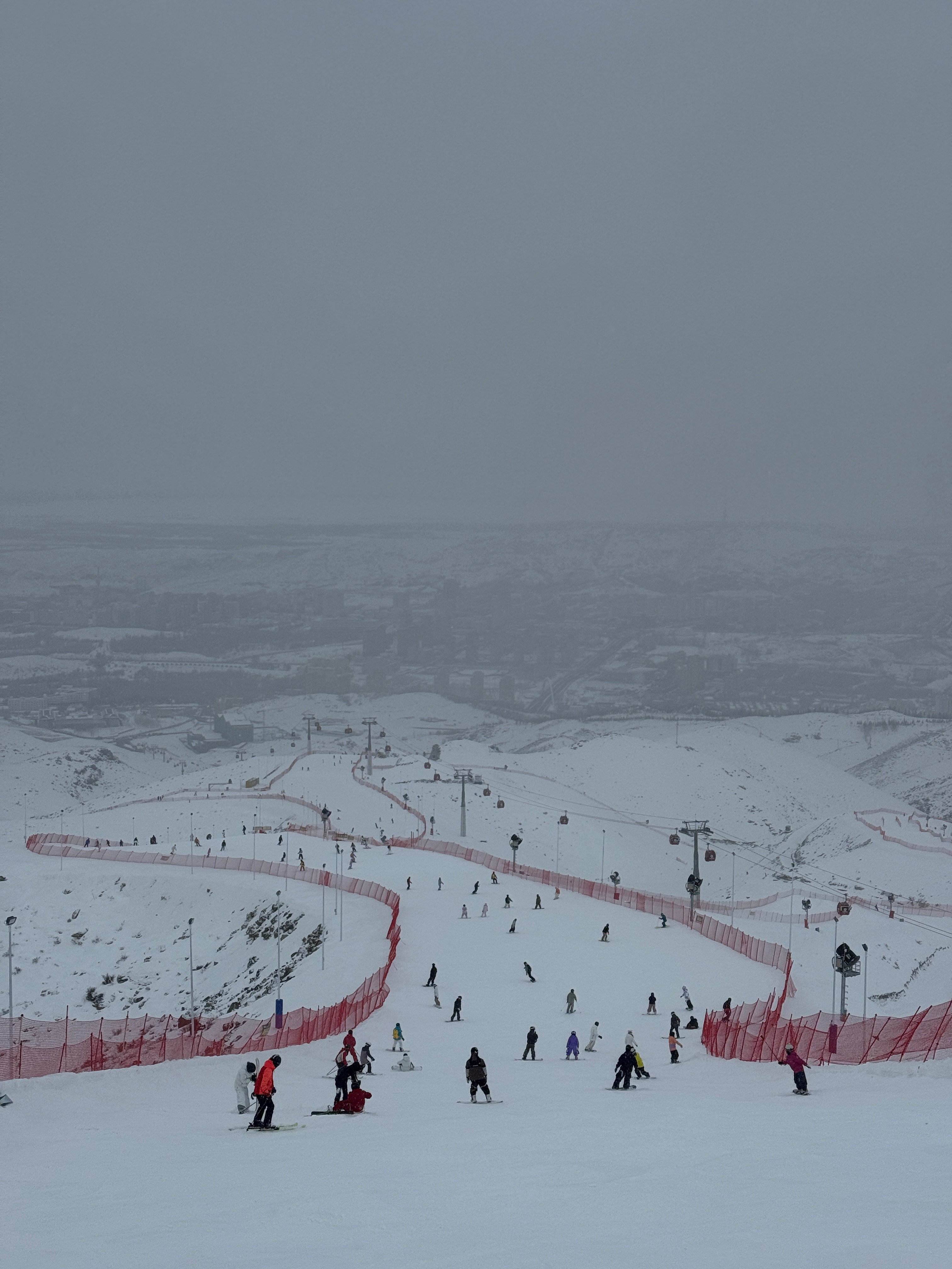 初七下个饺子微博冰雪季 阿勒泰·新疆阿勒泰将军山滑雪场