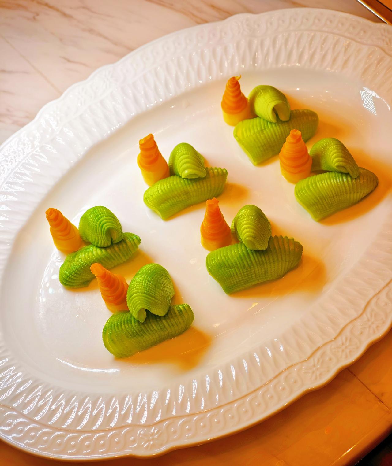 在扬州，若要寻觅淮扬菜的巅峰诠释，那必须是扬州唯一摘得米其林一星的餐厅——香格里