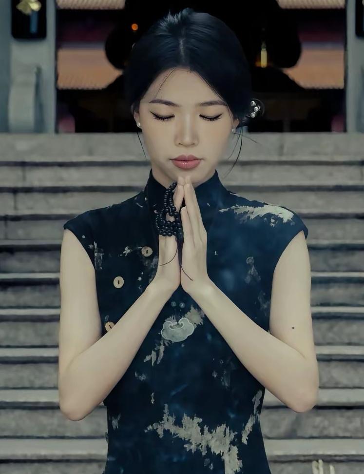 杲杲冬日光，明暖真可爱。