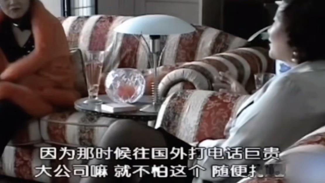 考古洪晃吐槽陈凯歌还是老辈子敢说啊哈哈哈哈哈，知道有这么多女人喜欢他都晕菜了 