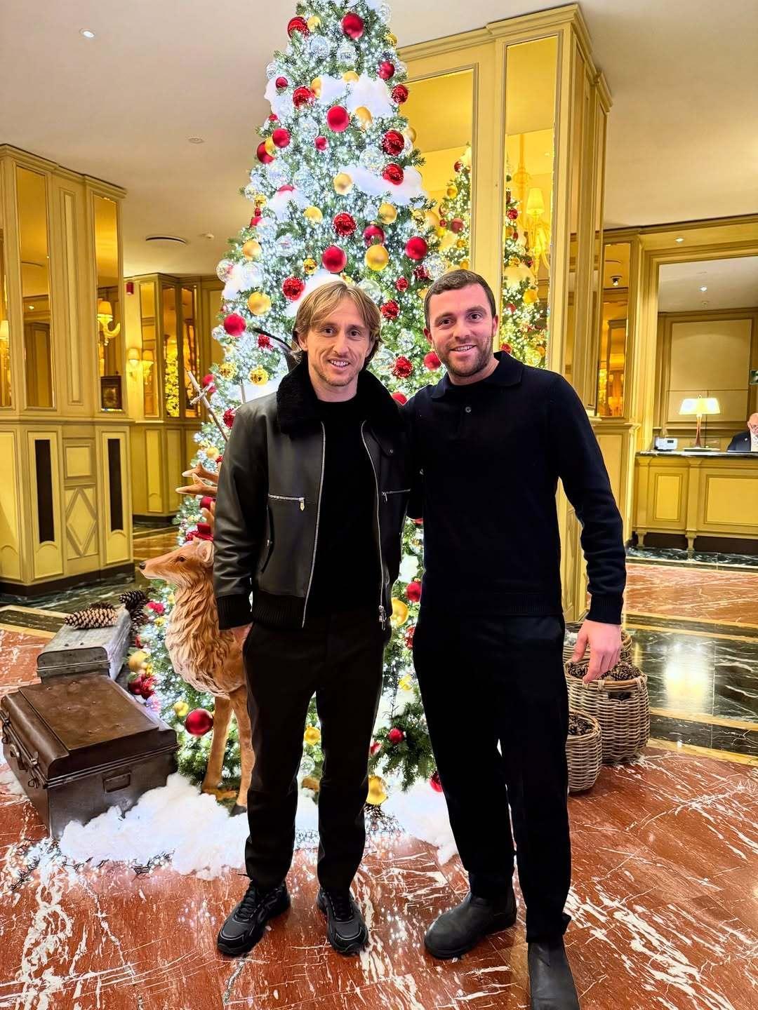 莫德里奇和罗马诺。💫halamadrid