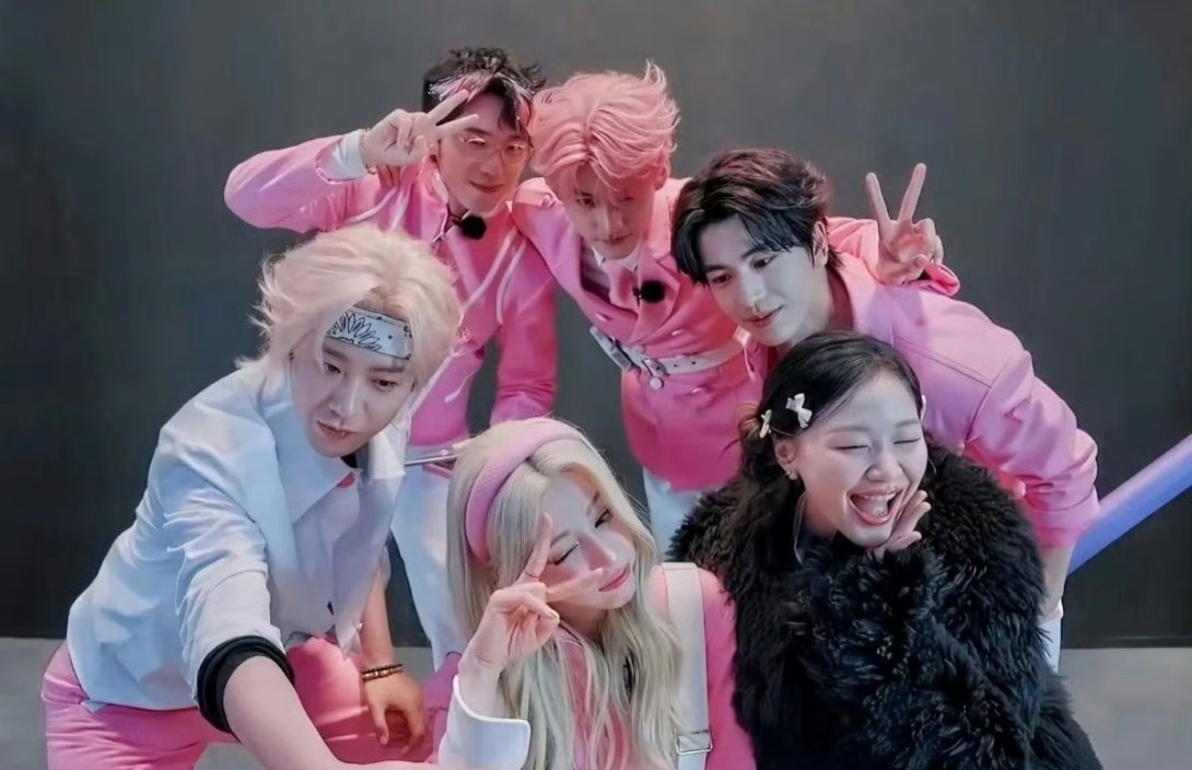 开推团包场刘宇宁玫瑰丛生我们开推团又来包场啦，白宇、张凌赫、金靖包场刘宇宁新剧《