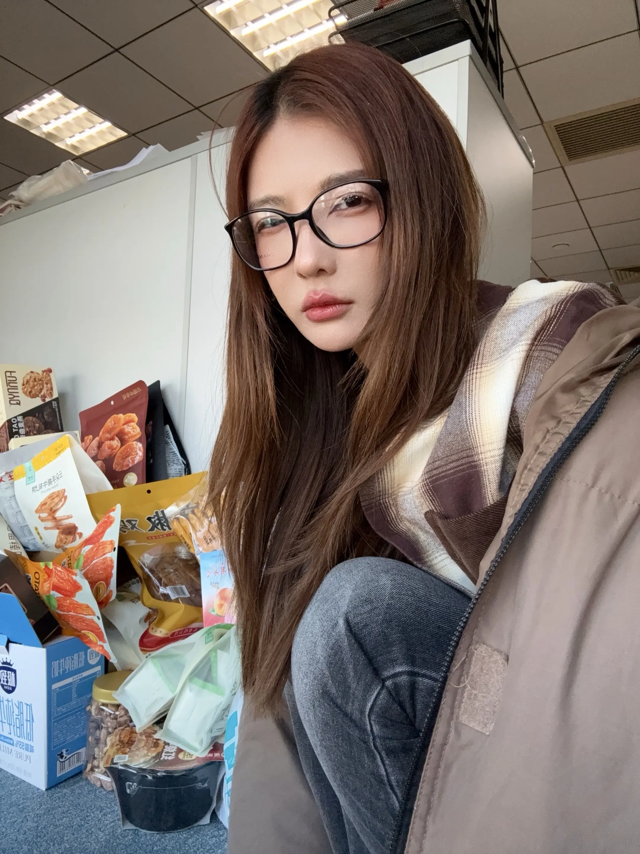 想到我们毫无结果。又想到世界辽阔