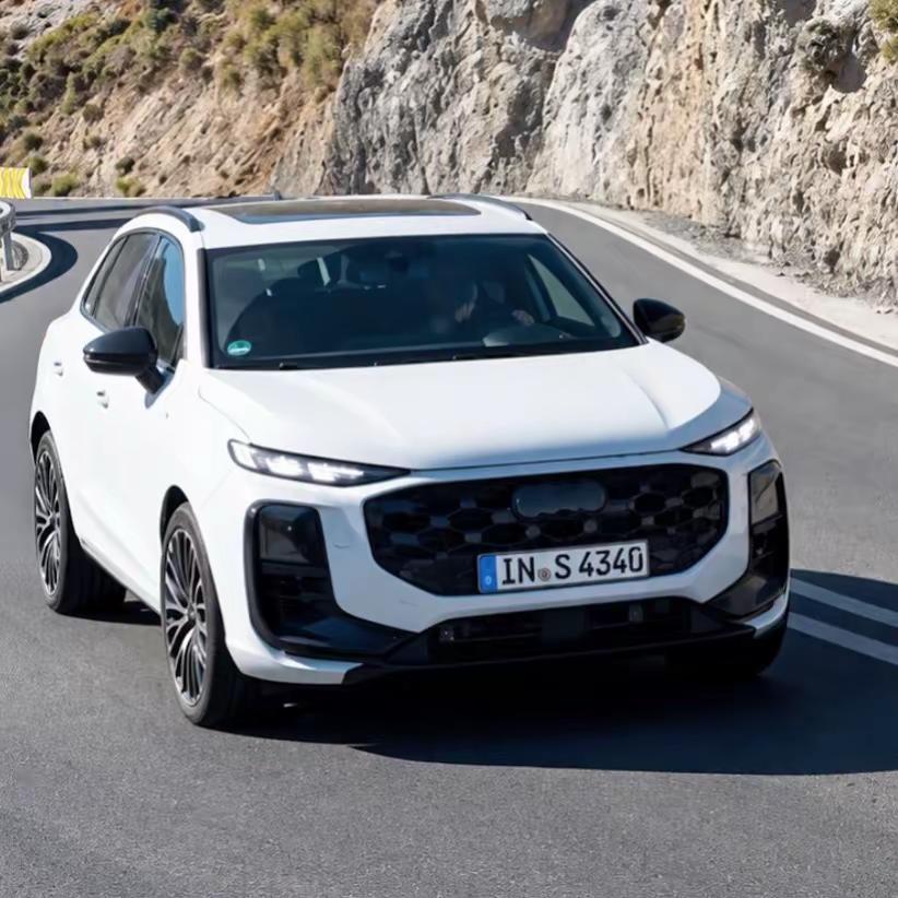 奥迪还有SQ3  它将配备 2.0 TFSI MHEV，动力超过300匹马力 新