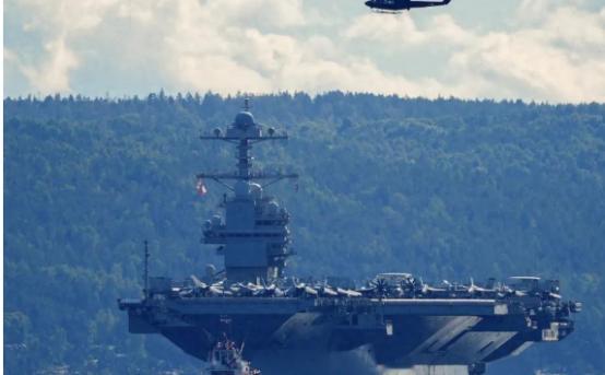 福特号洗衣房的一把火，不仅烧毁了老化线路，更烧穿了美国军工复合体的遮羞布。这艘号