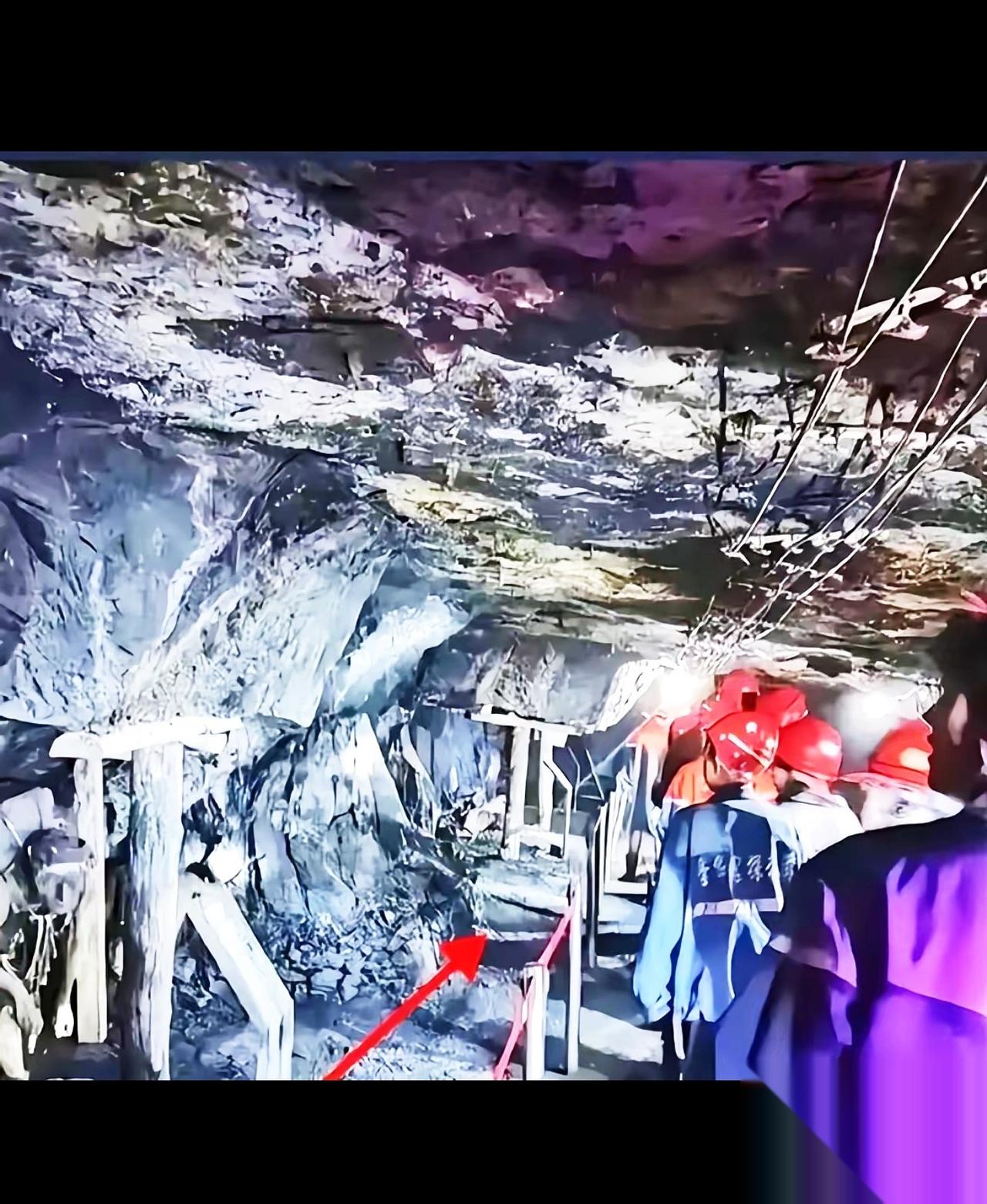 你们真小看煤老板了哈？
十几亿的老板哪个不是老狐狸？
我认识个矿老板，15年煤矿