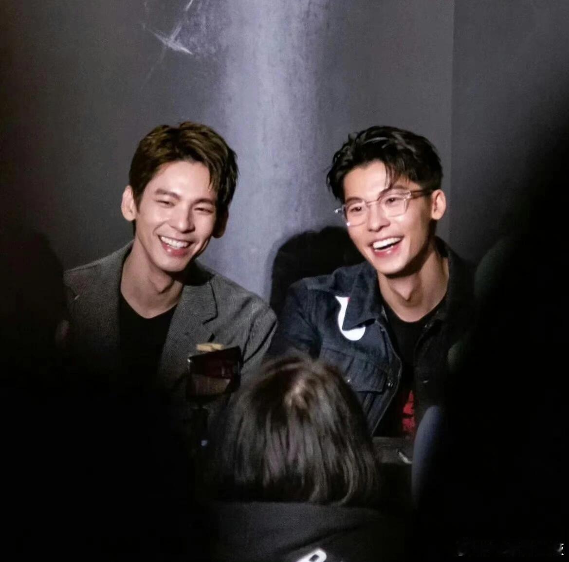 许光汉林柏宏新型同框 谁还没被许光汉林柏宏的新型同框戳中？从鬼家人的爆笑搭档，到