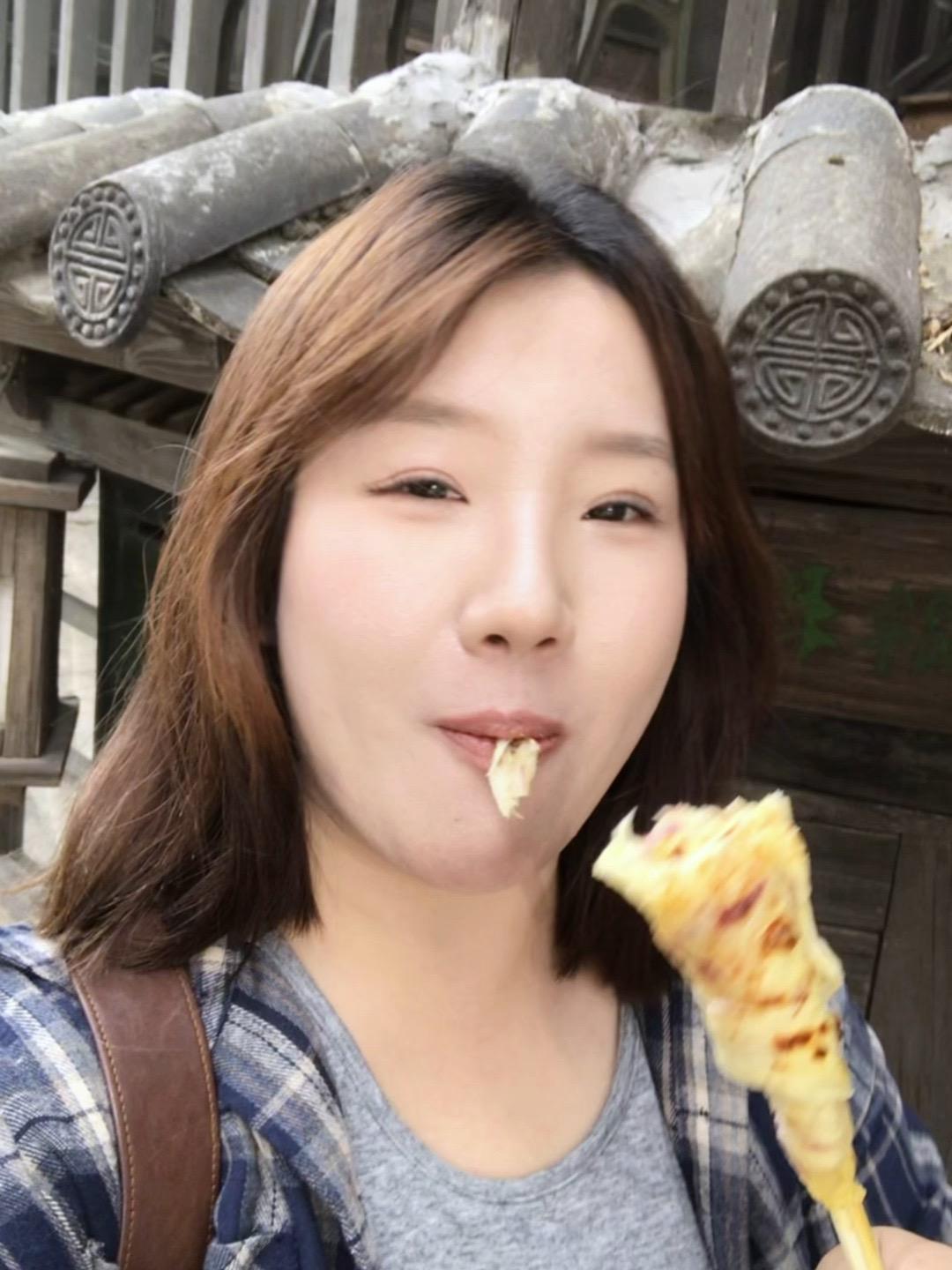 第一次吃到好吃的烤乳扇！